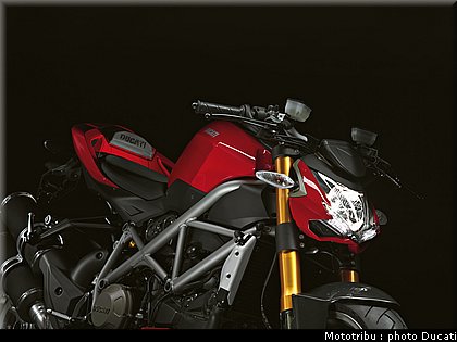 ducati_streetfighter2009_050.jpg