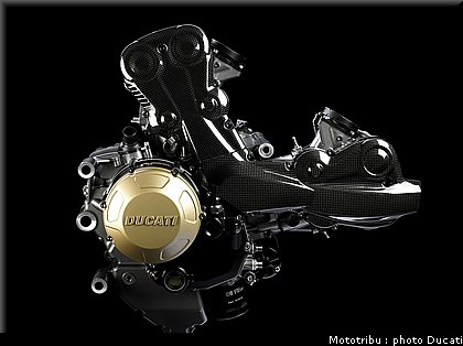 ducati_streetfighter2009_053.jpg