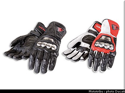 ducati_streetfighter2009_074.jpg