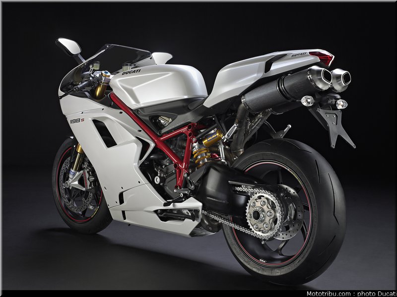 ducati_1198s_2010_2