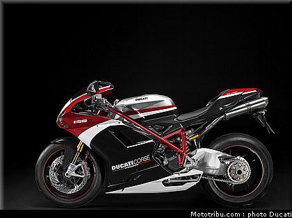 ducati_1198r_corse_se_2010_1.jpg