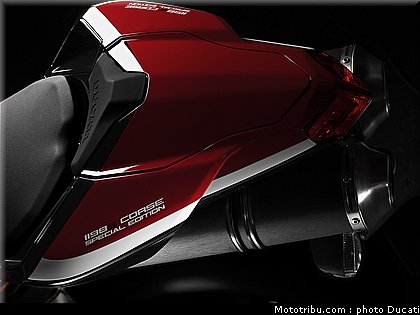 ducati_1198r_corse_se_2010_4.jpg