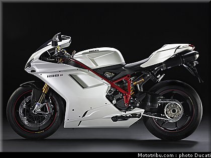 ducati_1198s_2010_1.jpg