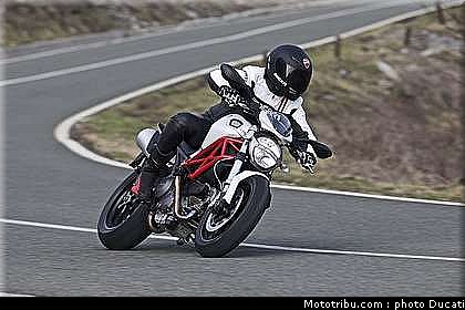 ducati_796_2010_015.jpg