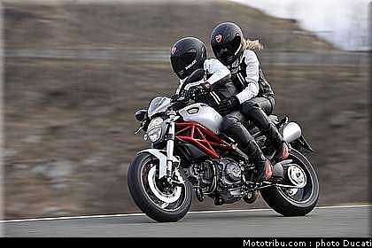 ducati_796_2010_017.jpg