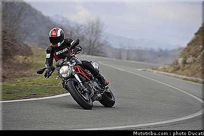 ducati_796_2010_018.jpg