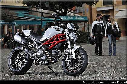 ducati_796_2010_028.jpg