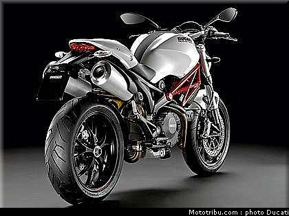 ducati_796_2010_047.jpg