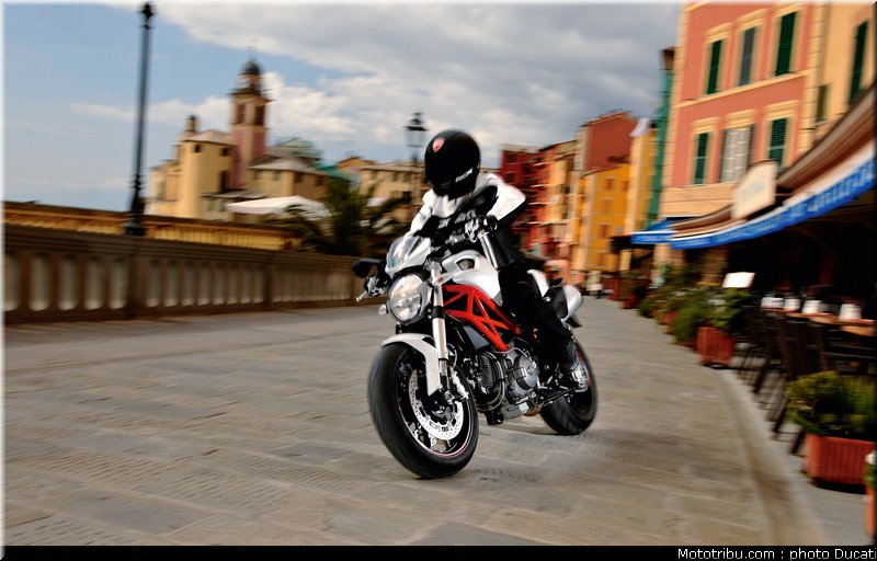 ducati_796_2010_004