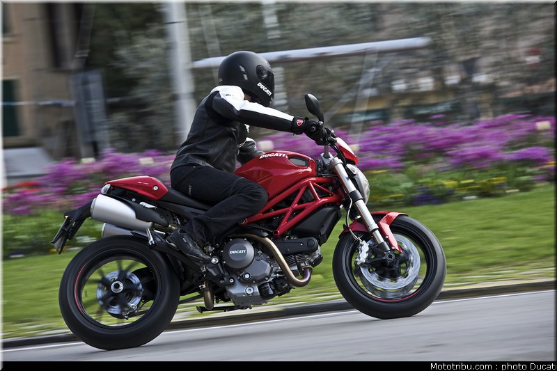 ducati_796_2010_007