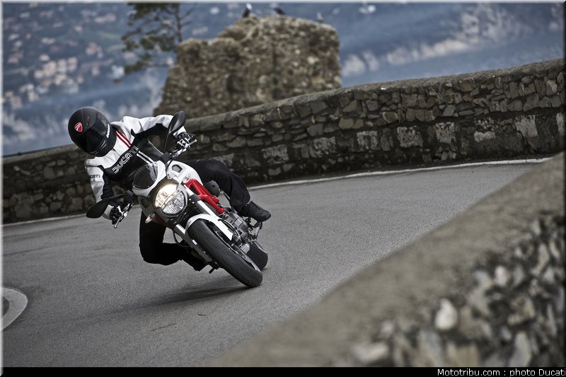 ducati_796_2010_020