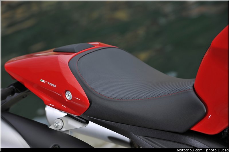 ducati_796_2010_035