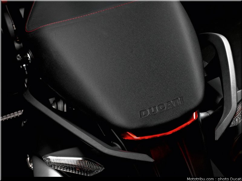 ducati_796_2010_053