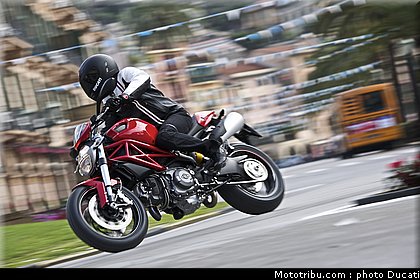 ducati_796_2010_009.jpg