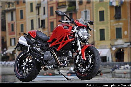 ducati_796_2010_024.jpg