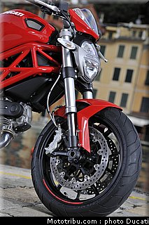 ducati_796_2010_032.jpg