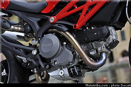 ducati_796_2010_034.jpg