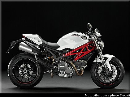ducati_796_2010_046.jpg