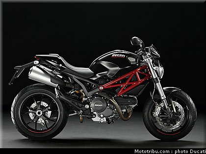 ducati_796_2010_050.jpg