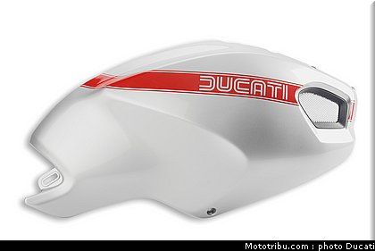 ducati_796_2010_072.jpg
