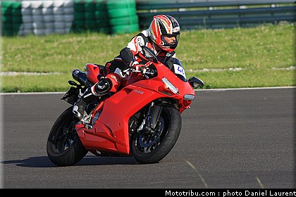 ducati_sud_belgio_46_1_2010.JPG