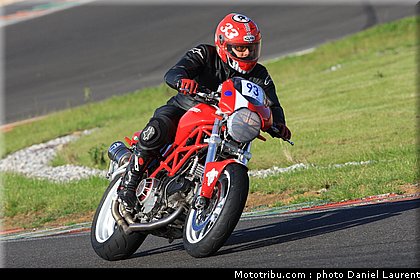ducati_sud_belgio_93_4_2010.JPG