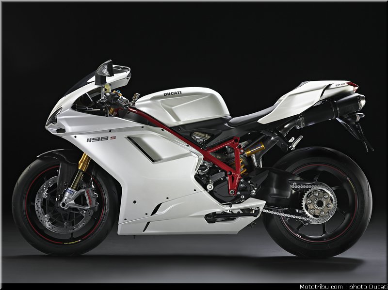 ducati_1198s_2010_1