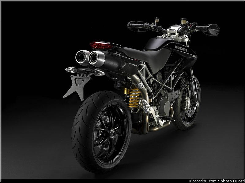 ducati_hypermotard_1100_evo_005
