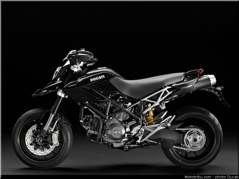 ducati_hypermotard_1100_evo_006