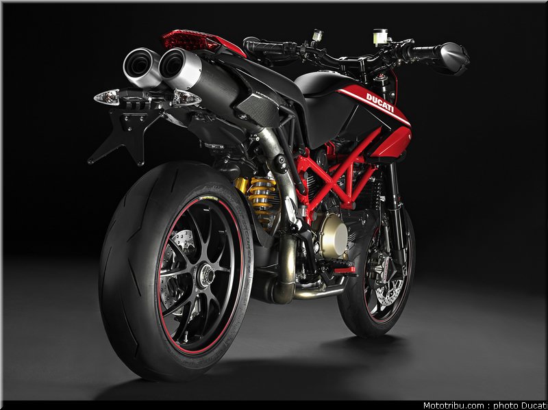 ducati_hypermotard_1100_evo_sp_2010_4