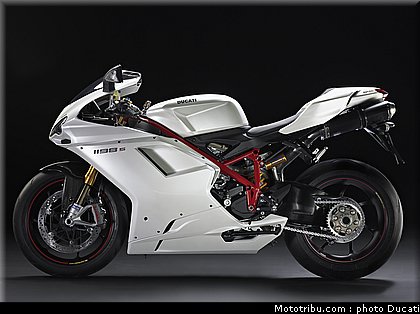 ducati_1198s_2010_1.jpg