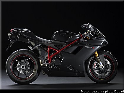 ducati_1198s_2010_3.jpg