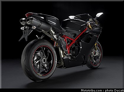 ducati_1198s_2010_4.jpg