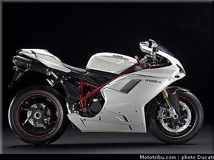 ducati_1198s_2010_8.jpg