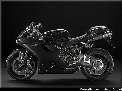 ducati_848_2010_1.jpg