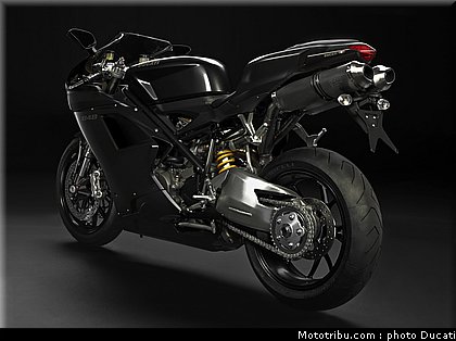 ducati_848_2010_2.jpg