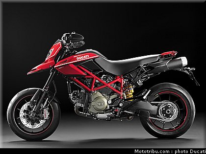 ducati_hypermotard_1100_evo_sp_2010_1.jpg