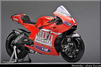 ducati_gp10_2010_003.jpg