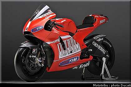 ducati_gp10_2010_015.jpg
