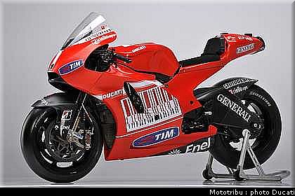 ducati_gp10_2010_026.jpg