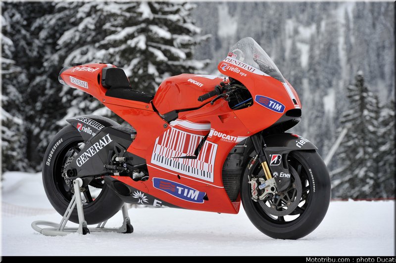 ducati_gp10_2010_014