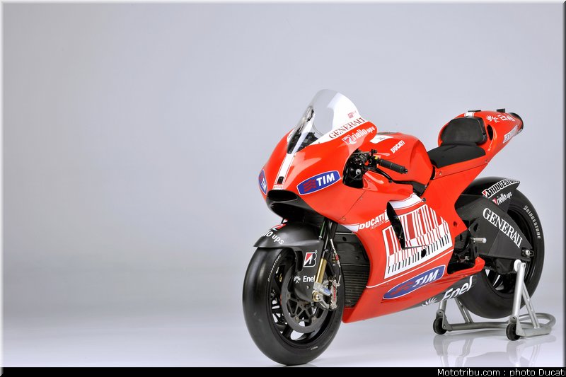 ducati_gp10_2010_020
