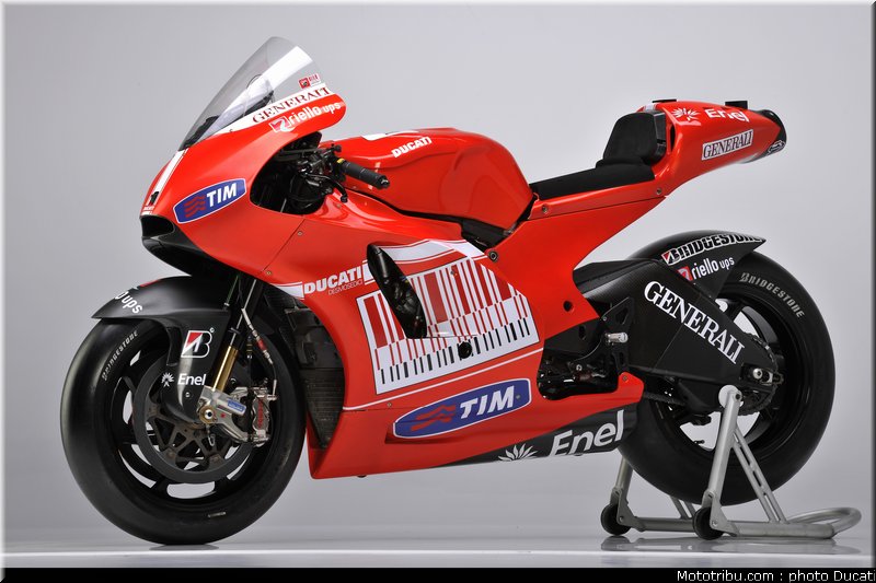 ducati_gp10_2010_026
