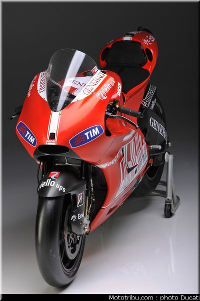 ducati_gp10_2010_032