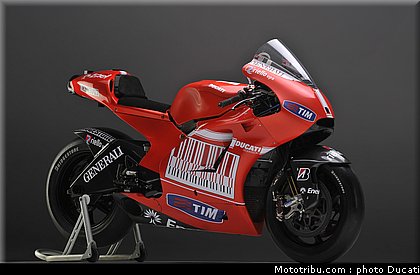 ducati_gp10_2010_005.JPG