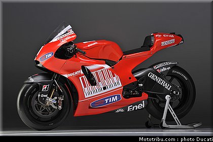 ducati_gp10_2010_017.JPG