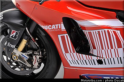 ducati_gp10_2010_019.JPG