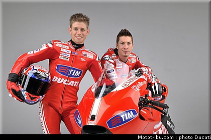 ducati_gp10_2010_024.jpg