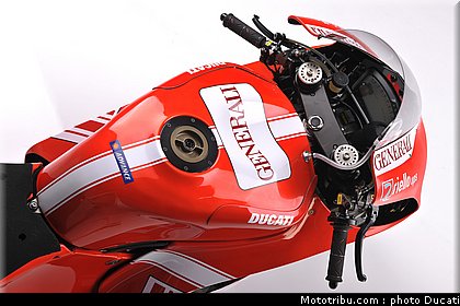 ducati_gp10_2010_025.JPG