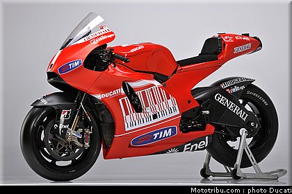 ducati_gp10_2010_026.JPG